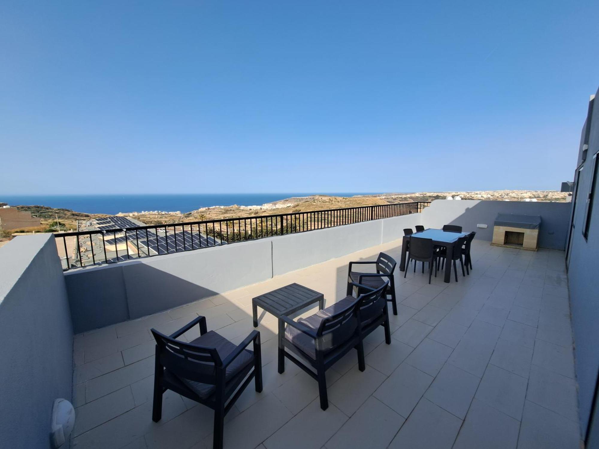 Sea View Penthouse Lejlighed Zebbug  Eksteriør billede